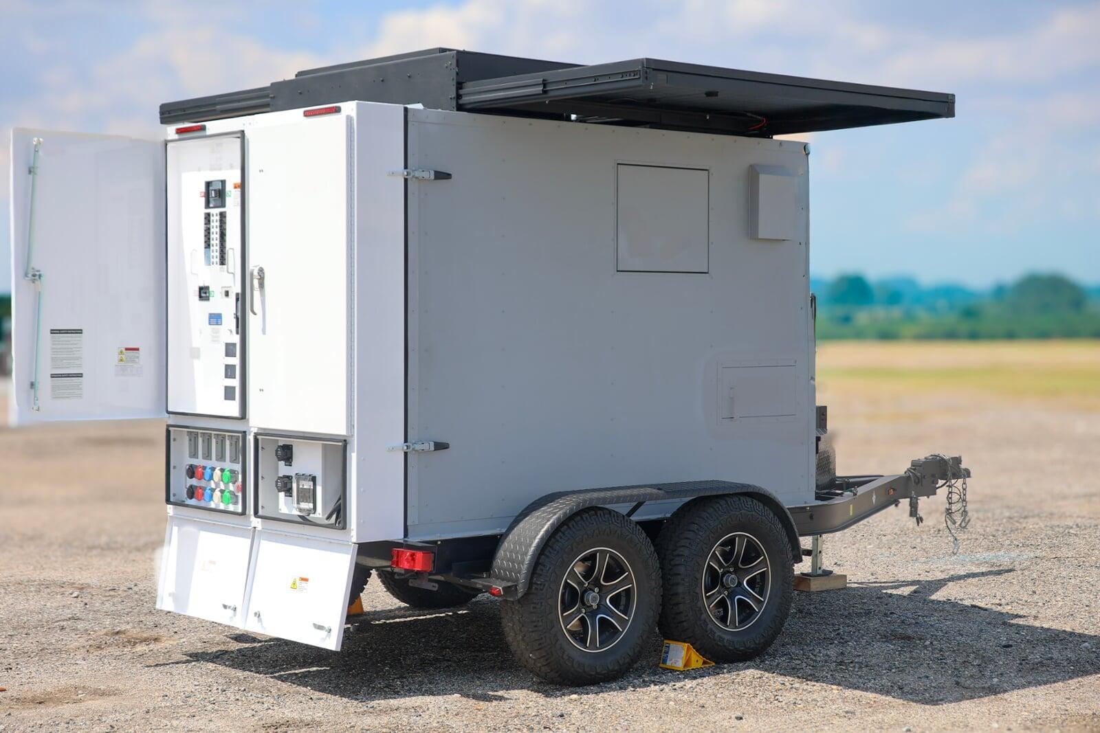Mobile Battery energy storage system with Solar